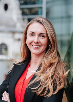 Lily Shippen, EA recruiter and founder of Executive Assistant CV